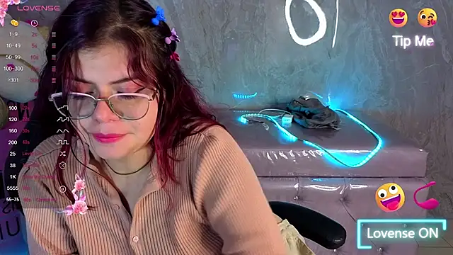 draviana_a_'s cam snapshot