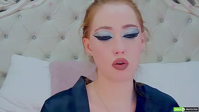 TinaBrook live sex cam