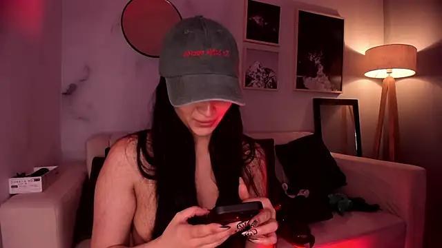 lara_madisson's cam snapshot