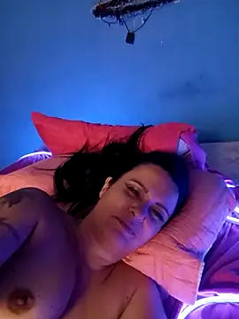 Lunnaluxcam live sex cam