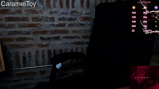 CaramelToy's cam snapshot