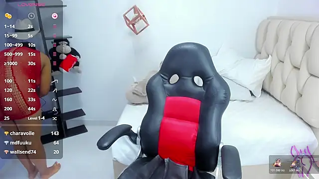 AMY_DUTTA's cam snapshot