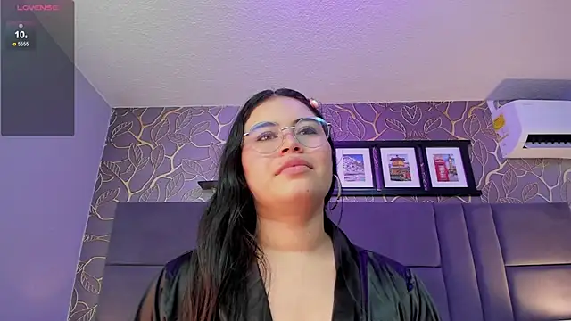 monserrat_cutte's cam snapshot