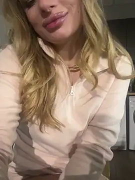 LanaSparks's cam snapshot