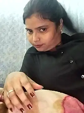 Hot-Pooja25's cam snapshot