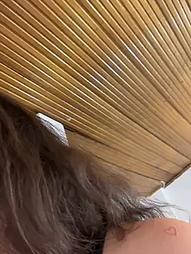 Larissa_Antonella's cam snapshot