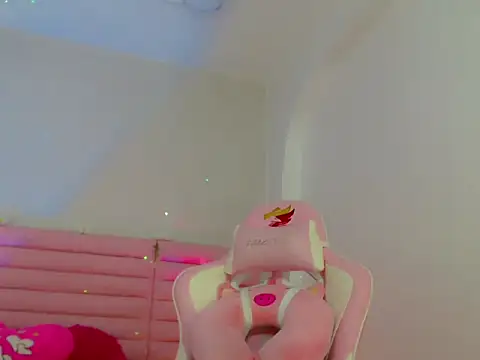 estefany_squirt1's cam snapshot