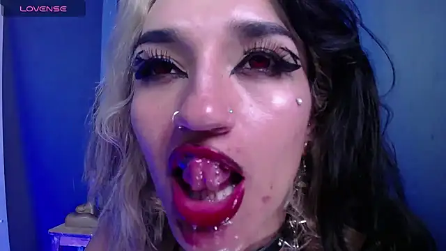 amelierouss's cam snapshot