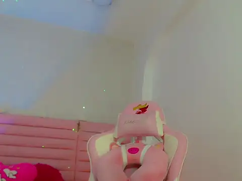 estefany_squirt1's cam snapshot