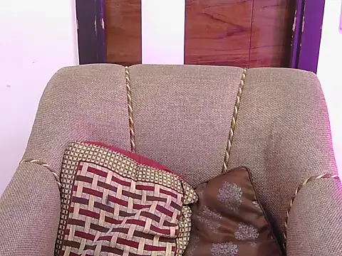 cute_zaraa's cam snapshot