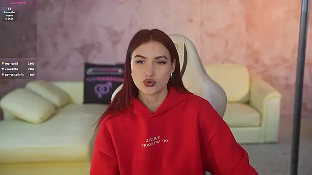 Magnetic_Mia_'s cam snapshot