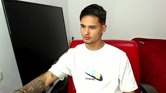 Alex_mojica's cam snapshot