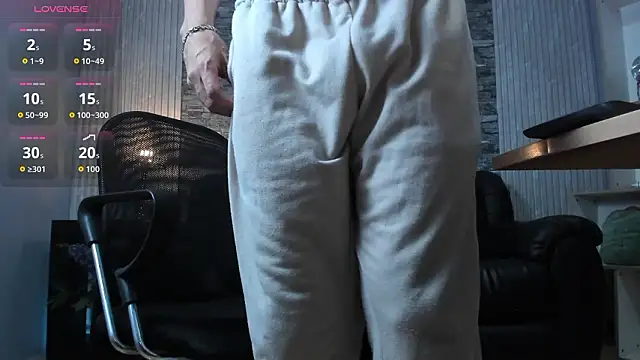 zack_joness18's cam snapshot