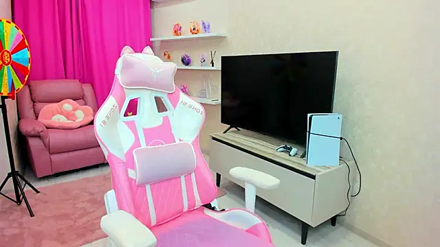 Strawberrye live sex cam