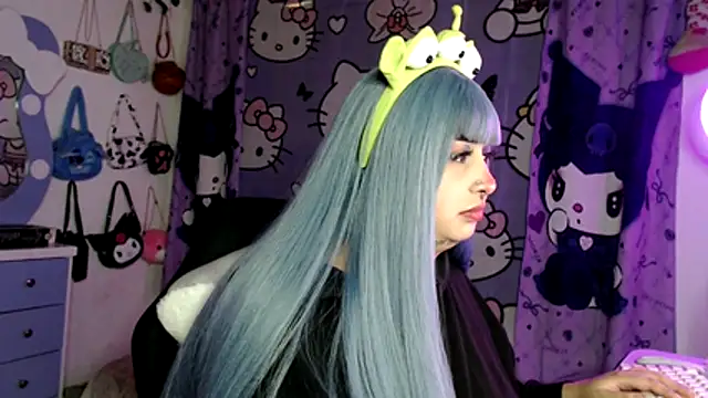 lussyevans24's cam snapshot