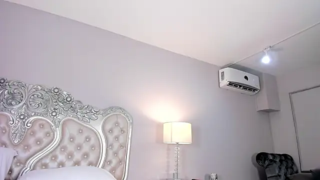 Isabellax21's cam snapshot