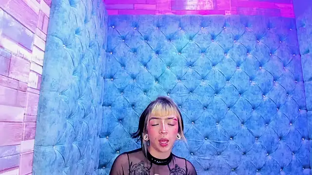 Samantha_Smiith's cam snapshot