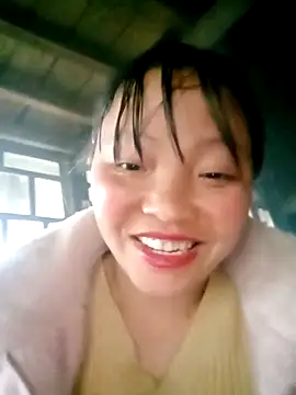 Minkine022 live sex cam