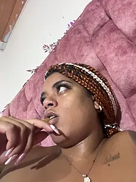 ladyrd1 live sex cam