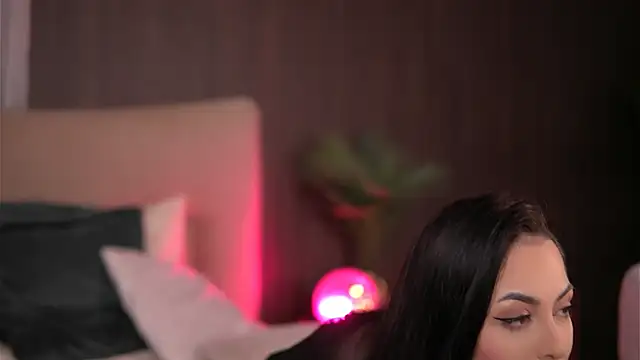 ChloeDevine's cam snapshot