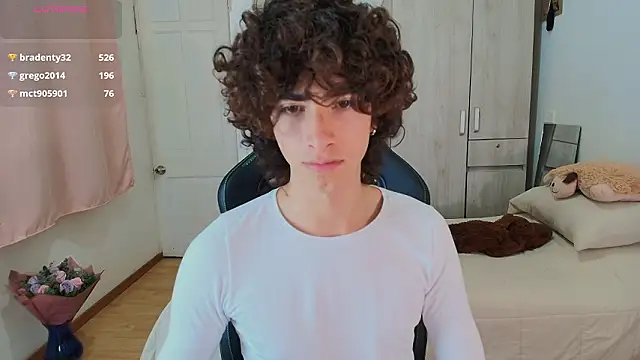 Nude_Boy18 live sex cam