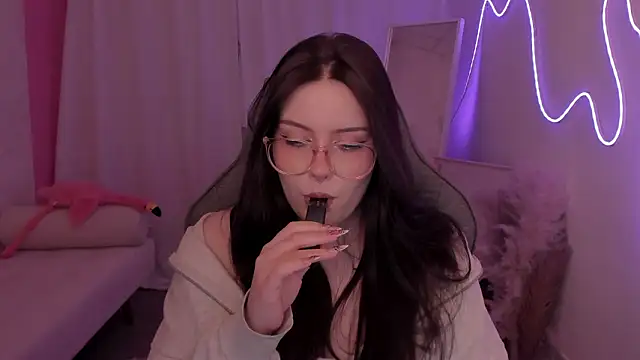 CoraMiel's cam snapshot