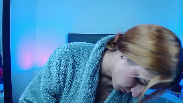 isa_bigassx's cam snapshot