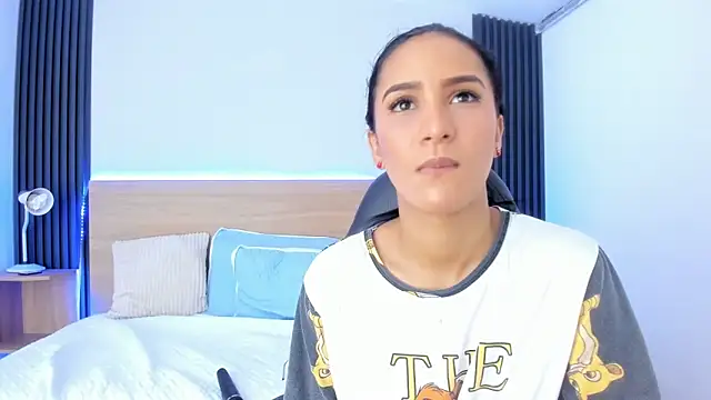 Samantha_luv_'s cam snapshot