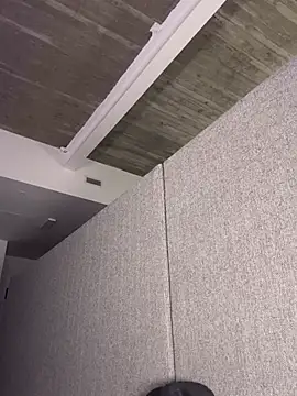 Your_Paris live sex cam