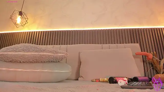 PAULETEJOHNSON's cam snapshot