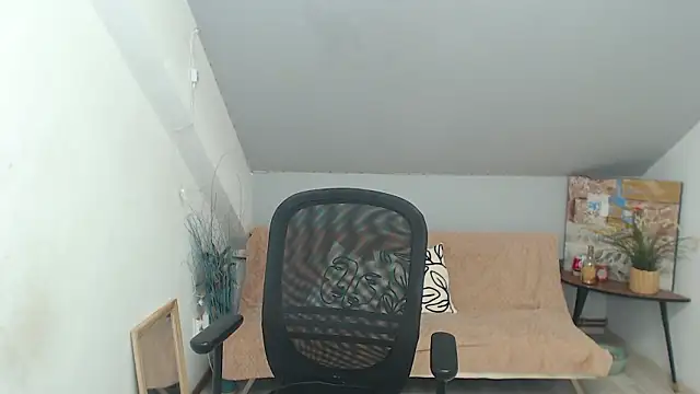 BrendaSkye's cam snapshot