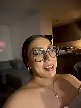 Im_sophiie's cam snapshot