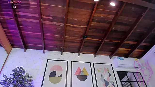 MiaKay1's cam snapshot