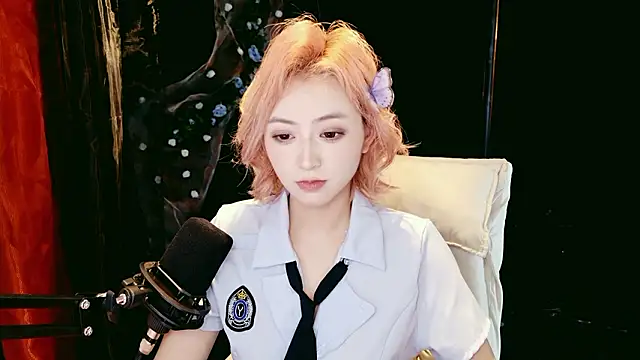 Lady-Mia777 live sex cam