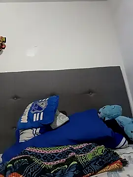 Andrew18ramirez's cam snapshot