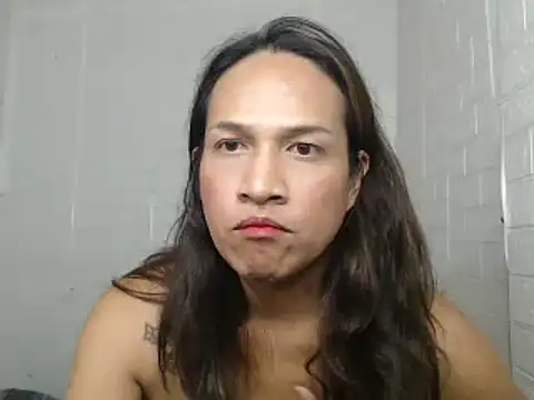 ur_asian_hotcum69's cam snapshot