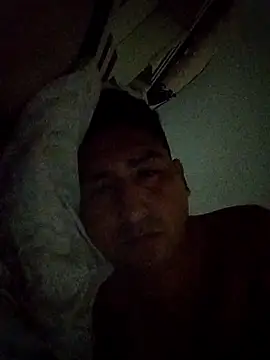 Yrresistible666's cam snapshot