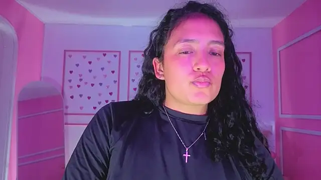 tamara_brown_t's cam snapshot