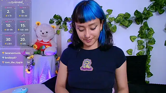 tati_cardenas's cam snapshot