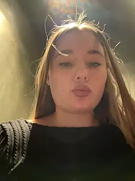 VineraSweet's cam snapshot