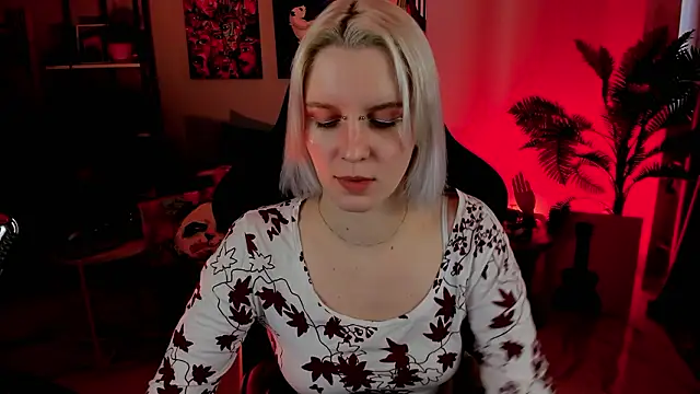 BethanyCloud's cam snapshot