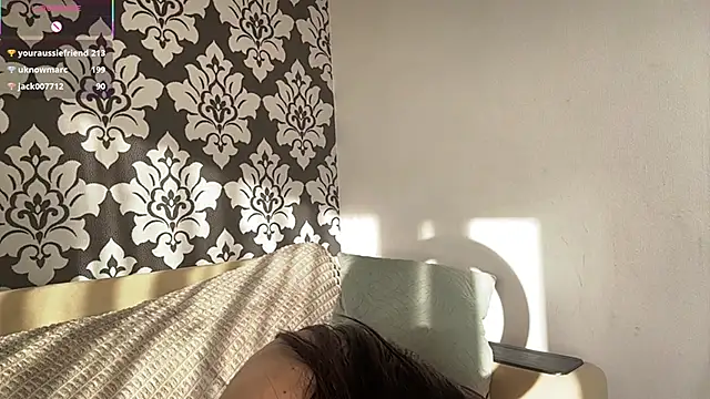 ElliRusk's cam snapshot