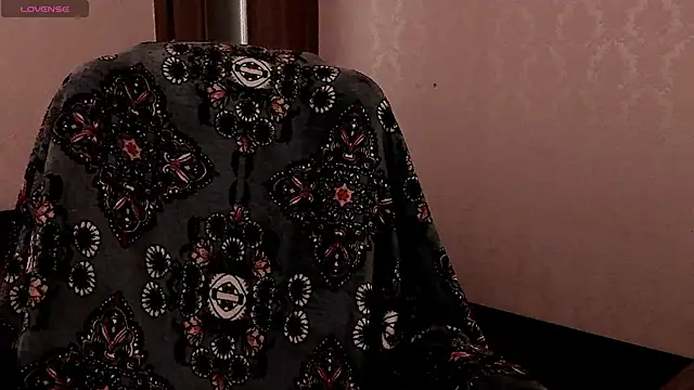 SexxyDreams1's cam snapshot