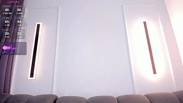 karol_white_'s cam snapshot