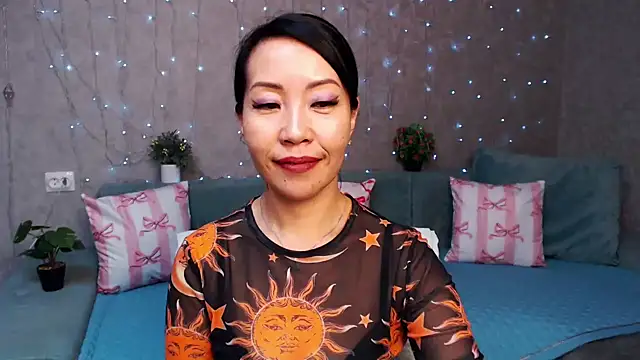 LiaPak's cam snapshot