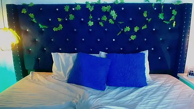 miss_aris's cam snapshot