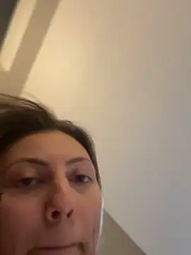 KellyKardashian's cam snapshot