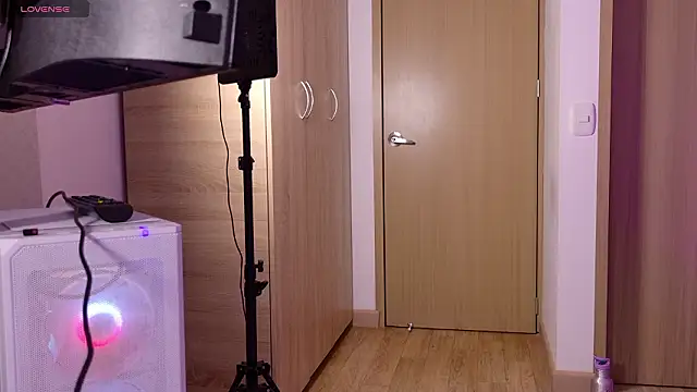 ZoeAniston's cam snapshot