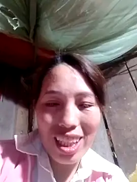 Gummiesu's cam snapshot