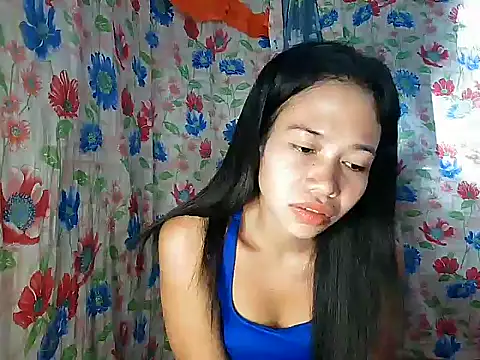 PinaySkinnyGirl's cam snapshot